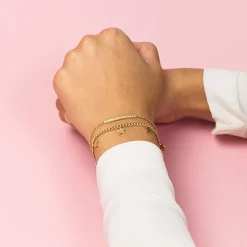 Goudkleurige armband met strass steentjes