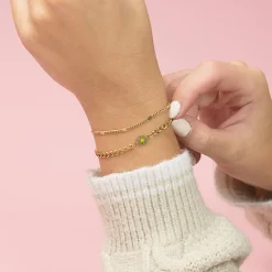 Goudkleurige armband met klassiek detail