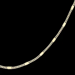 Goudkleurige ketting met klassiek detail