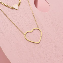 Goudkleurige ketting met groot hart