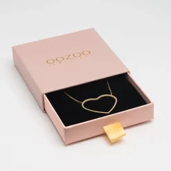 Goudkleurige ketting met groot hart