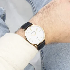 Goudkleurige OOZOO horloge met zwarte leren band - C20386
