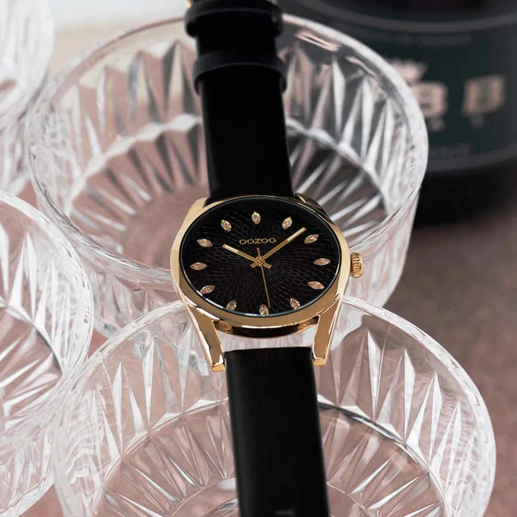 Goudkleurige OOZOO horloge met zwarte leren band - C10842