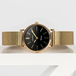 Goudkleurige OOZOO horloge met metalen mesh armband - C20232