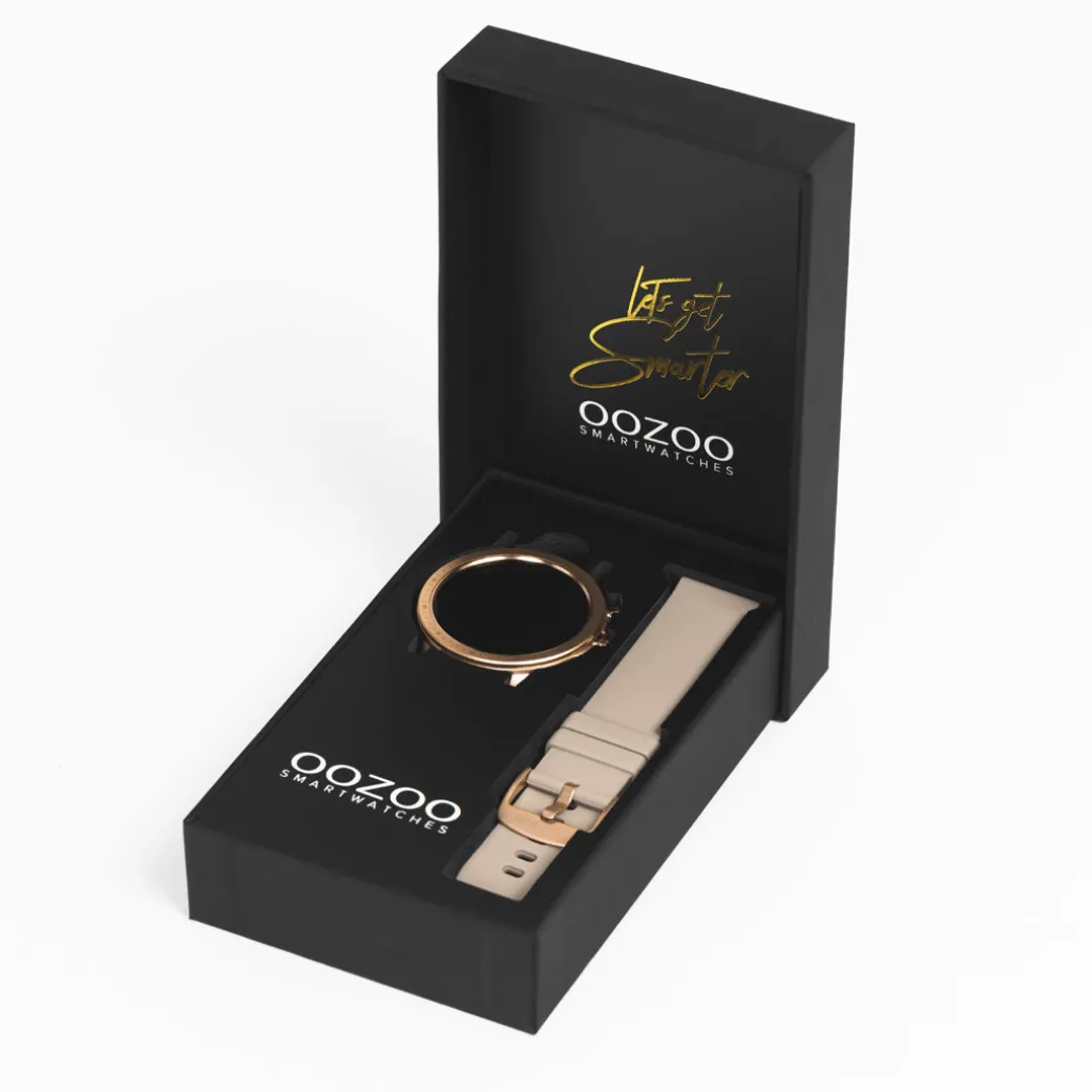Goudkleurige OOZOO smartwatch met witte rubber band - Q00316