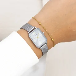Licht grijze OOZOO horloge met metalen mesh armband - C20383