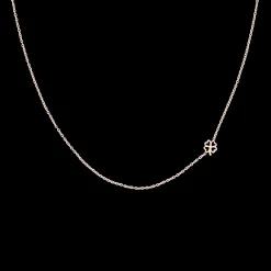 Rosé goudkleurige ketting met een klaver
