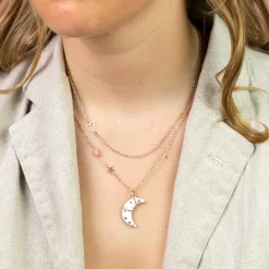 Rosé goudkleurig/witte ketting met een maan bedeltje