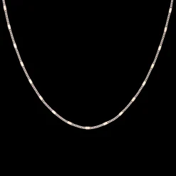 Rosé kleurige armband + ketting set met klassiek detail