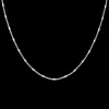 Rosé kleurige ketting met klassiek detail