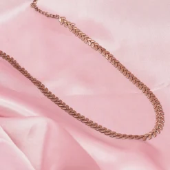 Rosé kleurige ketting met V-schakel