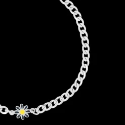 Zilverkleurige armband met blauwe bloem bedeltje