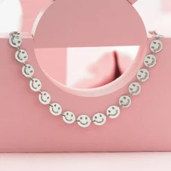 Zilverkleurige ketting met smileys