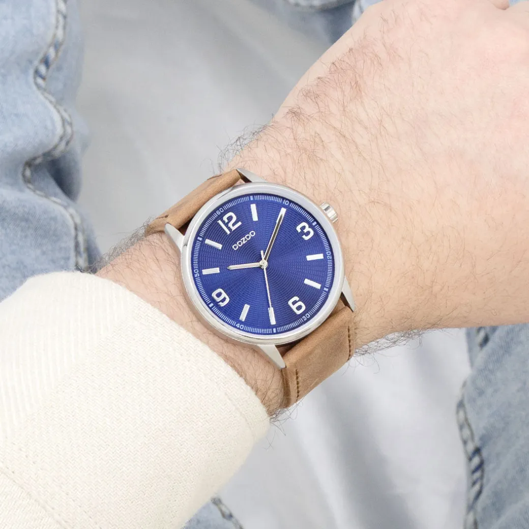Zilverkleurige OOZOO horloge met leren band leren band - C11501