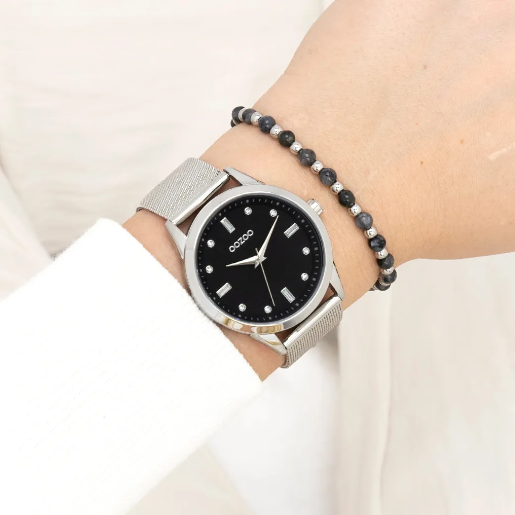 Zilverkleurige OOZOO horloge met metalen mesh armband - C11356