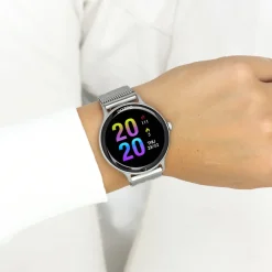 Zilverkleurige OOZOO smartwatch met zilverkleurige metalen mesh armband - Q00135