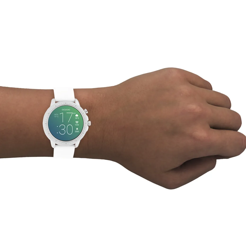 Zilverkleurige OOZOO smartwatch met witte rubber band - Q00310