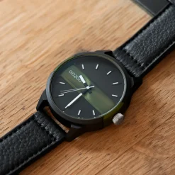 Zwart/donker groene OOZOO horloge met zwarte leren band - C11002