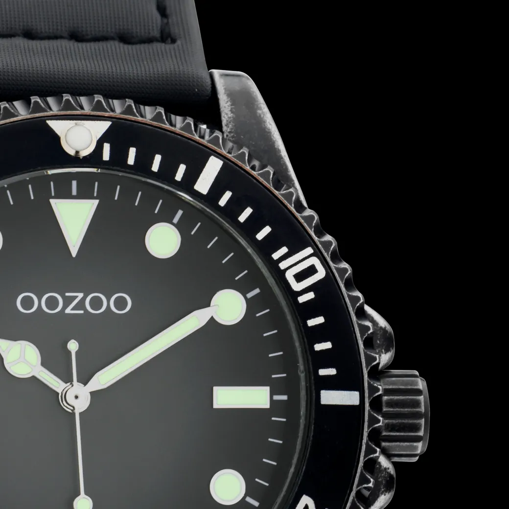Zwarte OOZOO horloge met klittenband polsband - C11012